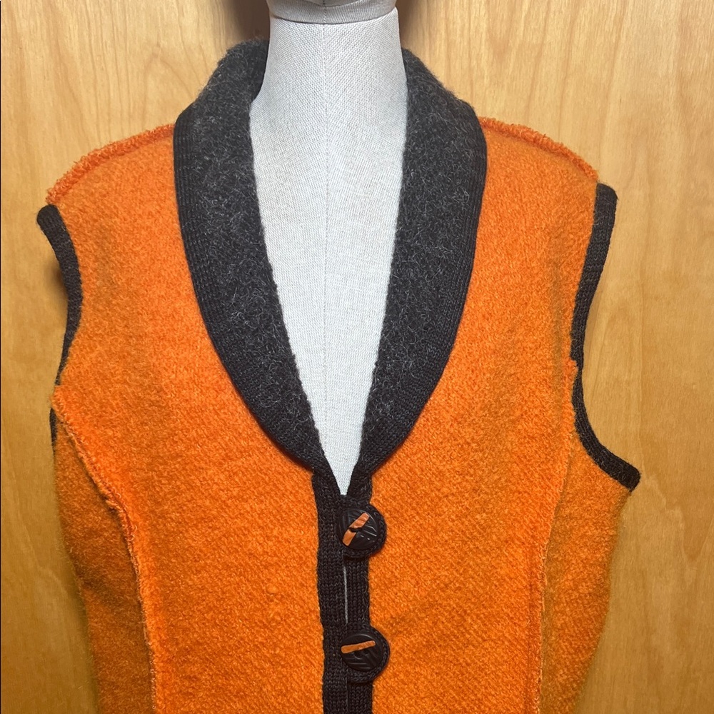Hand knit Vest - Picture 6 of 13